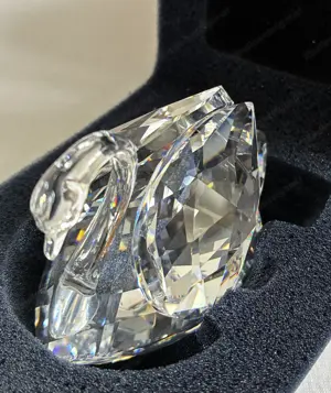 Swarovski Schwan   dekoratives Kristall - Sammlerstück Bild 3