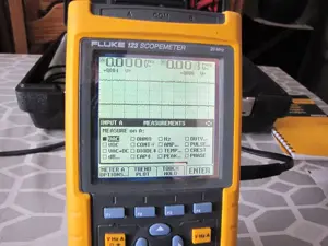 Fluke 123 Scopemeter + Zubehör + Hartschalenkoffer Bild 7