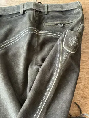 Lederhose bestickt - aus Ziegenvelours - unisex Bild 3
