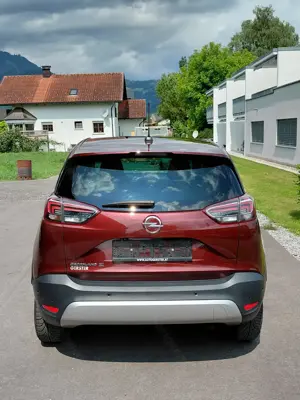 Opel Crossland X - 1,2 Turbo Direct Injection Innovation St. St. SUV   Geländewagen Bild 4