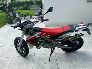 Aprilia SX 50 Bild 2