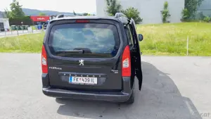 Peugeot Partner 1.6 hdi tepee  Bild 9