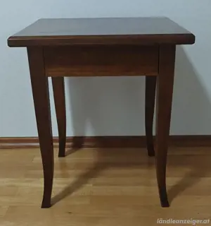 Nachttisch
