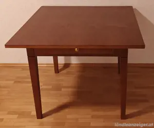 Holztisch mit Schublade Bild 2
