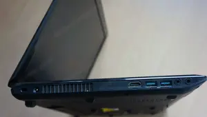 Medion Akoya E6313; 15,6 Zoll Laptop Bild 6