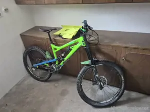 Fully Downhill Mountainbike Edison Evo