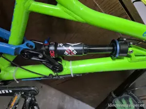 Bionicon Edison Evo Fully Downhill Mountainbike  Bild 2