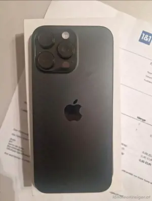 iPhone 16 Pro Max