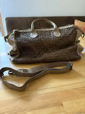 Handtasche