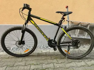 Neuwertige Bike