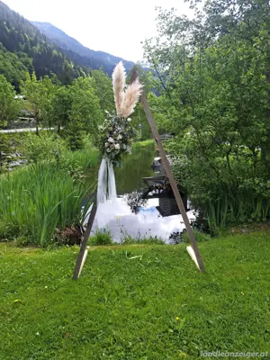 Traubogen "Berge" Hochzeit Bild 2
