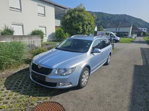 Skoda Superb 3T Modell 2011 Bild 6