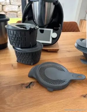 Thermomix TM6 schwarz - Black Limited Edition mit viel Zubehör Bild 8