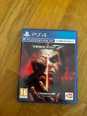 PS4 + Controller + Spiele Bild 6