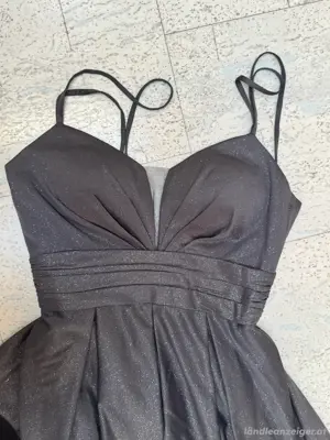 Ballkleid mit Glitzer