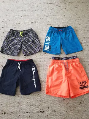 STOPP! 4 coole Badeshorts f. Jungs 3x7-8 J., 1x134 140 orange, im PAKET