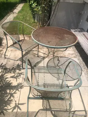 Designer Gartenmöbe aus Metall Bild 2