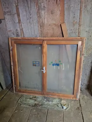 Fenster mit Rahmen zu verschenken Bild 2