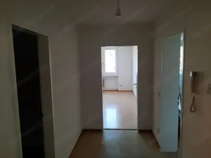 Vermiete 2,5 Zimmer Wohnung Provisionsfrei! Bild 2