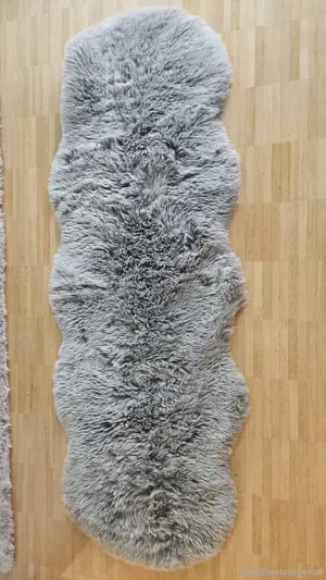 Verkaufe Kunstfellauflagen Bild 2
