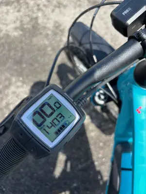 Ebike Cube 24 Zoll