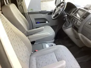 VW T 5 zu verkaufen Bild 4