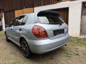 Nissan Almera
