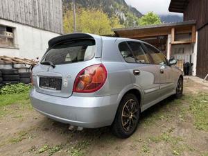 Nissan Almera Bild 2