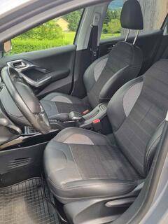 Peugeot 2008 2013 Bild 10