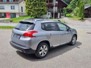 Peugeot 2008 2013 Bild 8