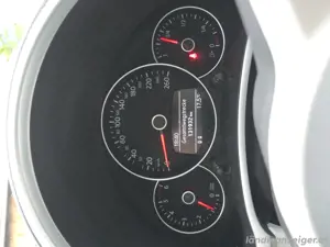 VW Beetle 1.6 tdi VHB Bild 3