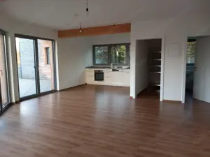 2,5-Zimmer Wohnung in Höchst Bild 2