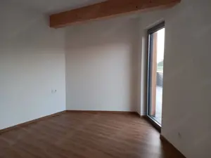 2,5-Zimmer Wohnung in Höchst Bild 3