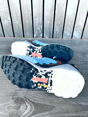 Adidas Skychaser Goretex Wanderschuh  Bild 3