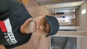 56 jähriger Mann sucht sucht sex mit reifen Frauen 