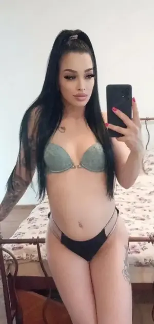 Deutsch sprechendes Traumgirl wartet auf Dich! Bild 2