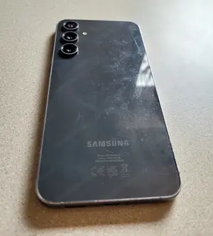 Samsung S23 Bild 3