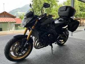 Yamaha Fz8