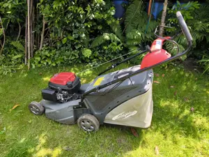 Benzin Rasenmäher Honda Bild 2