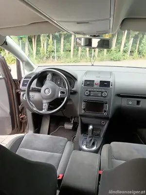VW Touran Highline Bild 6