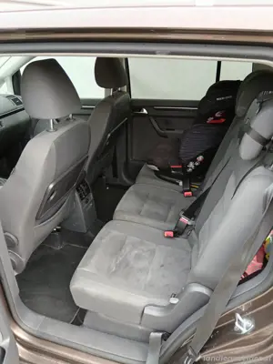 VW Touran Highline Bild 4