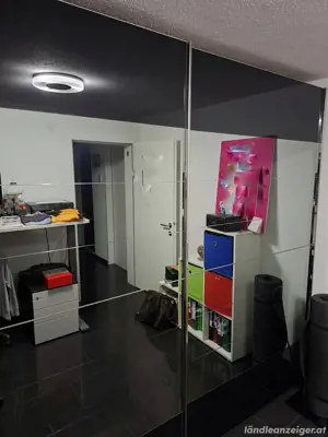 Schwebeschiebetürschrank Bild 2