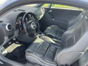 Audi TT Coupe 1,8 T quattro Bild 7