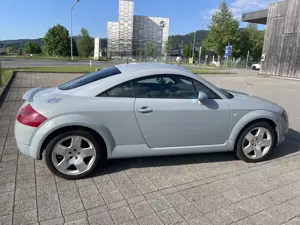 Audi TT Coupe 1,8 T quattro Bild 6