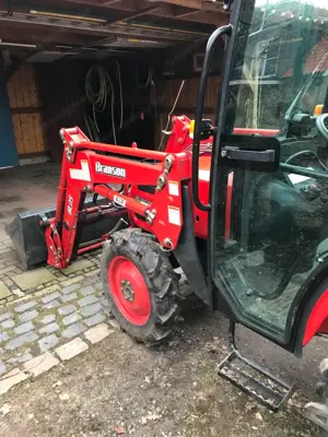 Branson 3100h Kleintraktor - Hydrostat Bild 9