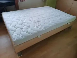 Bett (140 cm)   Lattenrost   Matratze