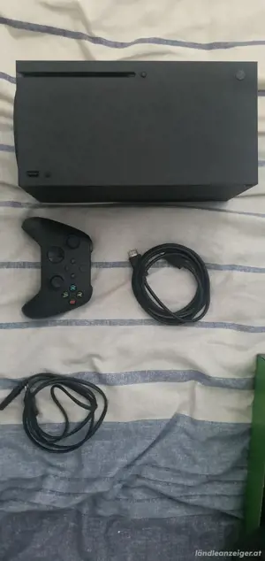 Xbox Series x 1TB + Xbox Stereo Headset. + 6 Spiele Bild 2