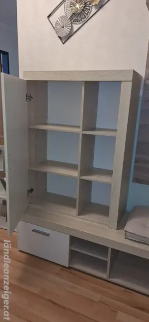 Garderobe mit Schrank Bild 3