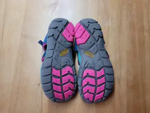 Keen Sandalen Wasserschuhe Gr. 31 Bild 2