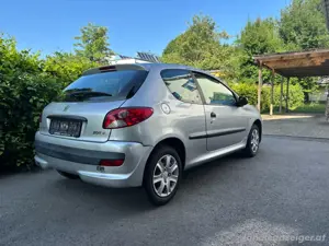Peugeot 206+ Junior Bild 2